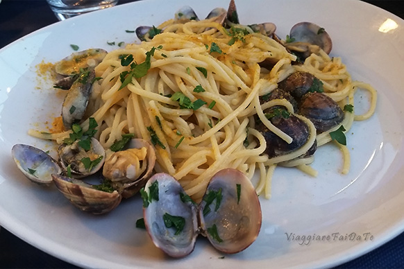 spaghetti bottarga vongole