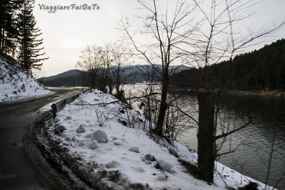 lago ampollino silantreffen viaggio fuori dal comune